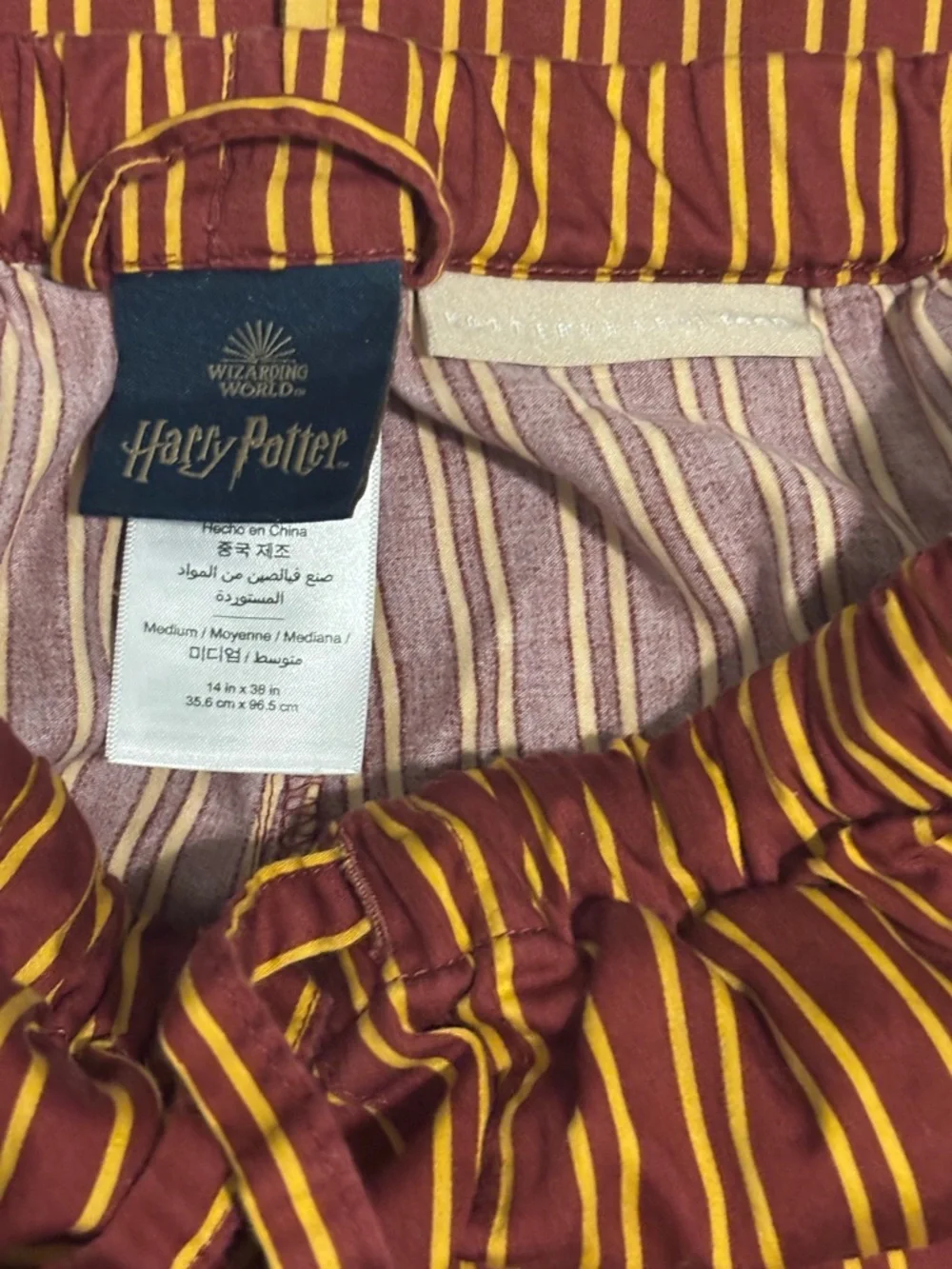 Pottery Barn Harry Potter Gryffindor 100% Organic Cotton Pajama Set | Medium